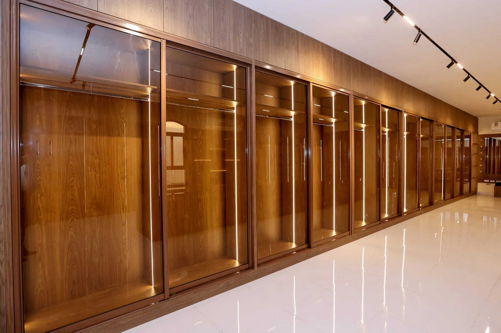 Bespoke fitted walk-in wardrobe joinery by Al Hafeed Interior Bahrain